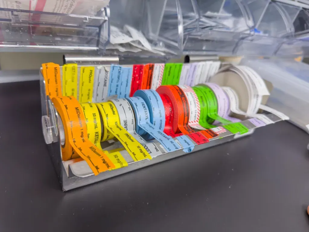 Jak zamówić etykiety samoprzylepne